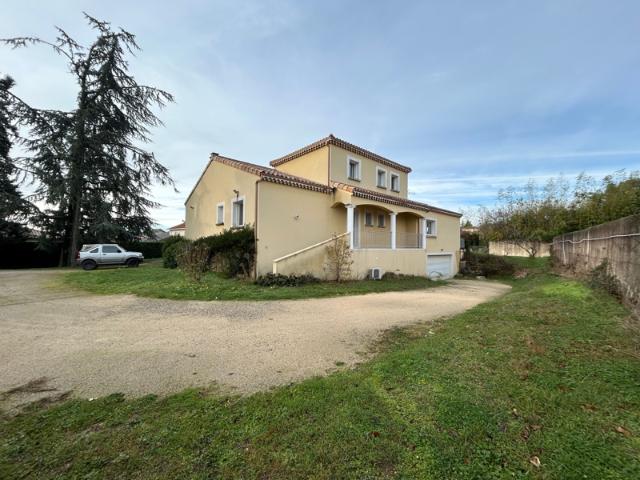 Belle maison familiale à vendre à ANNONAY sur sous/sol compl