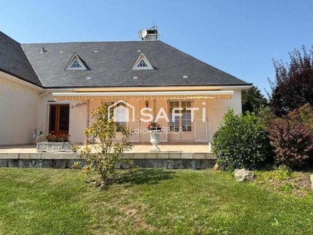 Grande maison familiale de 180 m² avec 6 chambres sur un magnifique terrain arboré de 1 500 m²