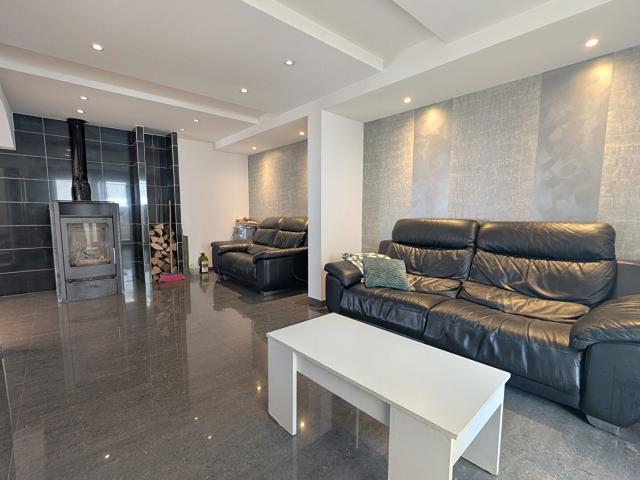 Belle maison familiale de 194 m2 avec piscine
