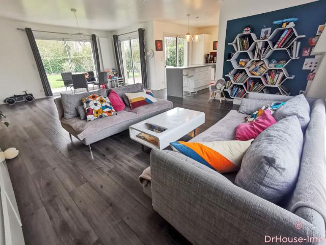 BELLE MAISON FAMILIALE RT 2012 !