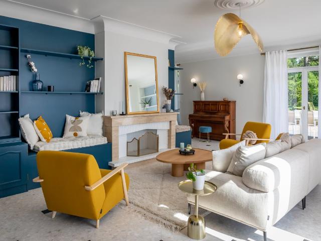 Belle Maison Familiale Rénovée – 215 m² – 5 500 m² de Jardin. 215m² Saint Jean la Poterie