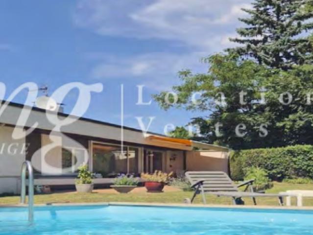 BELLE MAISON FAMILIALE 5 CHAMBRES ! INDIVIDUELLE GRAND JARDIN AVEC PISCINE