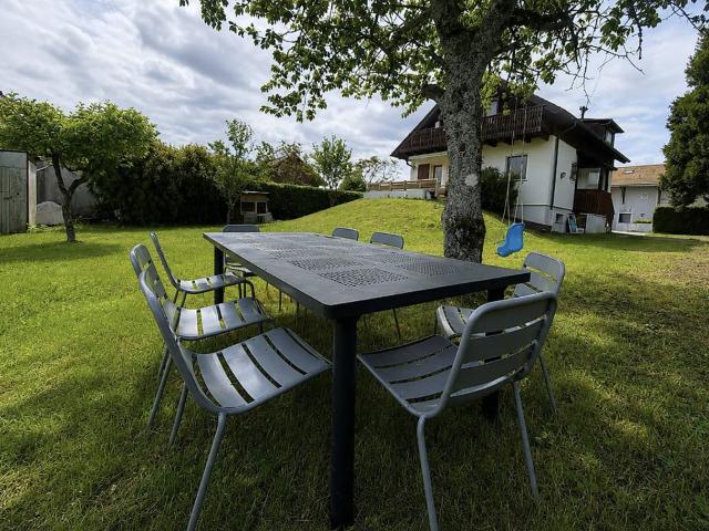 Belle maison individuelle de 6 pièces / 4 CHB / 2 SDB /3 Places de parc