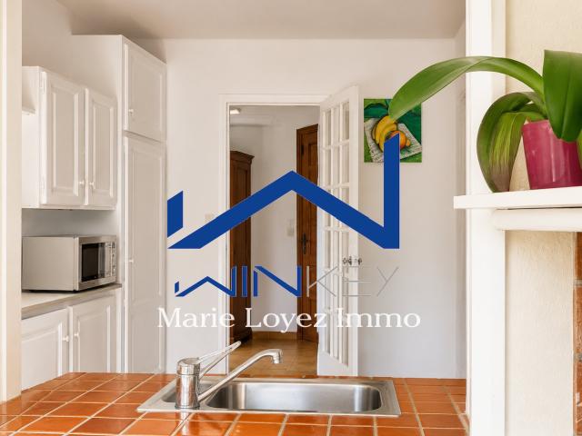 Très belle maison provençale en pleine propriété à Ceyreste