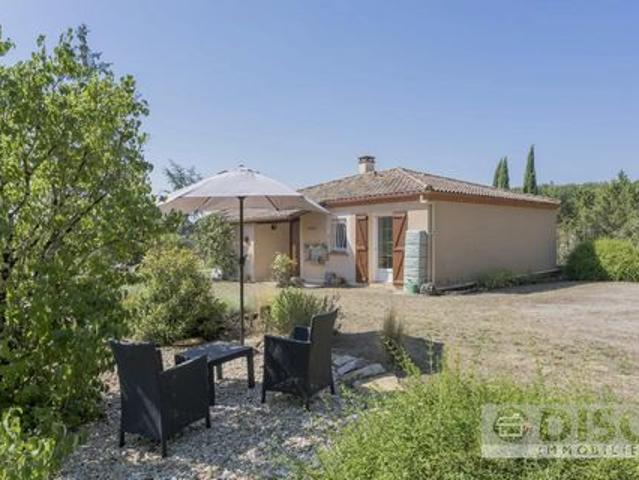Belle maison moderne avec 1 hectare de terrain et belles vues