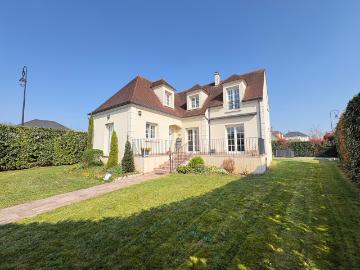 Belle maison située dans le quartioer Marbeau