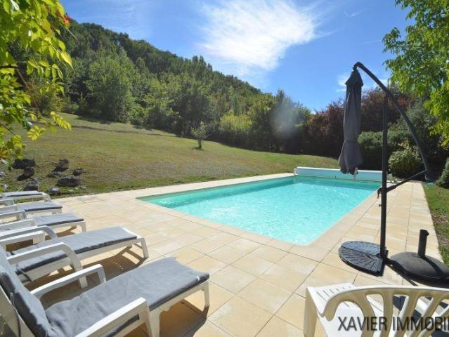Belle maison quercynoise avec maison d'amis et piscine, situ. 190m² Touffailles