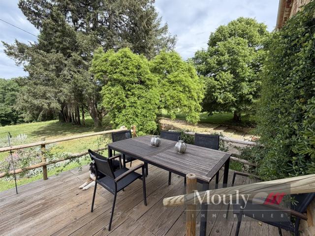 Belle Maison Quercynoise Sur Cour Fermée Avec Piscine Et Gra. 133m² Prayssac