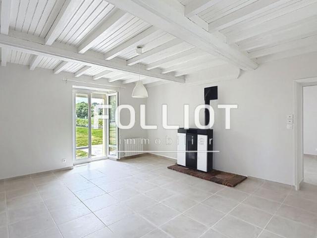Belle MAISON r�nov�e � 10 mn de CAEN terrain clos et arbor�