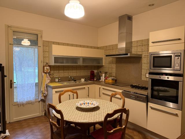 Belle maison T5 avec jardin clos et arboré