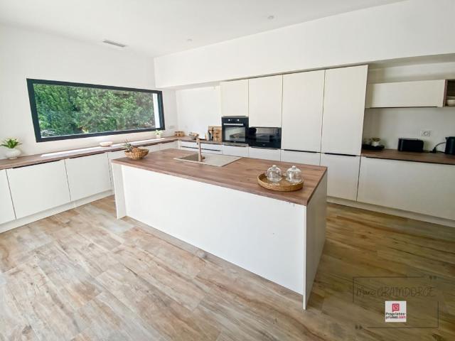 BELLE OPPORTUNITE: VILLA FAMILIALE 2024 AVEC PISCINE/POOL HOUSE A PENNAUTIER