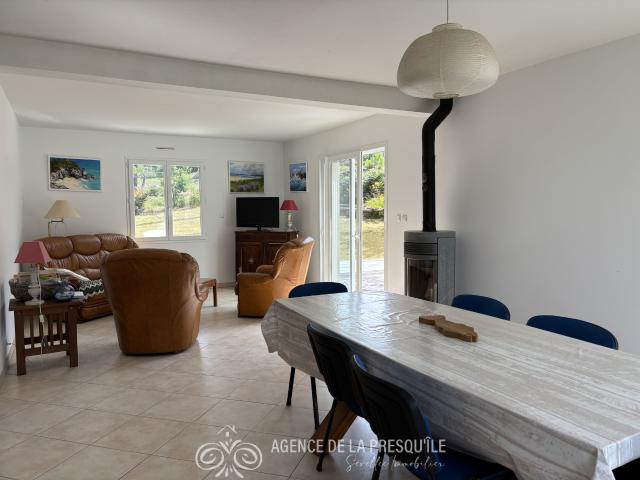 Belle propriété contemporaine située au calme et à proximité des sentiers de randonnées