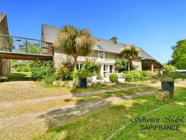 Belle propriété à vendre à SAINT AUBIN DE TERREGATTE Maison, plusieurs dépendances, gîte sur 2 hectares