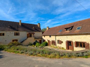 Belle propriété à vendre, avec deux maisons communicantes, e. 311m² Gourdon