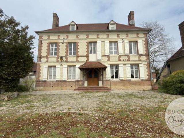 Belle propriété de caractère à rénvover