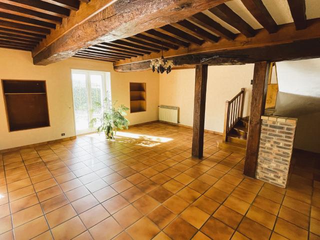 BELLE PROPRIETE DE CARACTERE 5 CHAMBRES AVEC GRANGE
