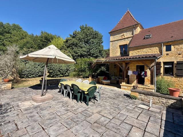 Belle propriété en pierre restaurée avec goût avec piscine e. 170m² Simeyrols