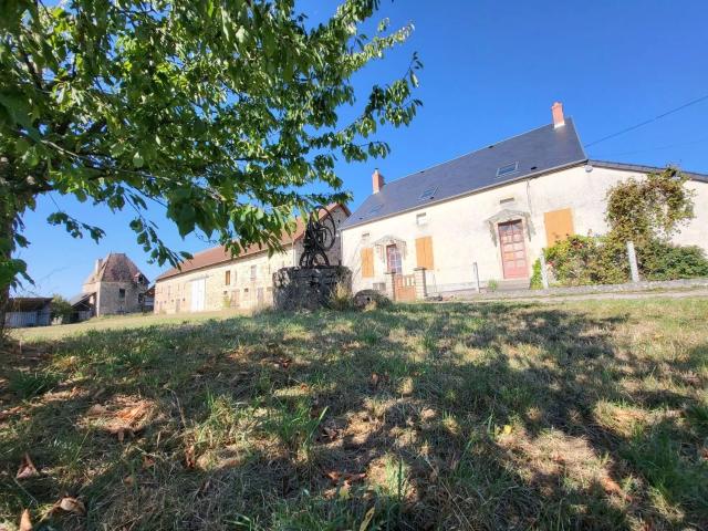 Belle propriété sur plus de 2 hectares 240m² Dommartin