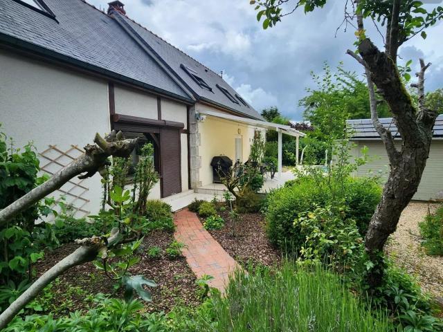 Belle propriété PROCHE Meung sur Loire 158m² Huisseau sur Mauves