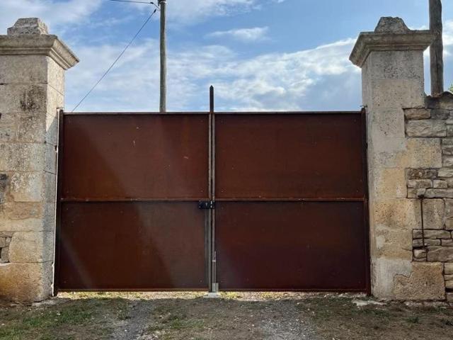Belle rénovation pour cette ancienne ferme 181m² Puyréaux