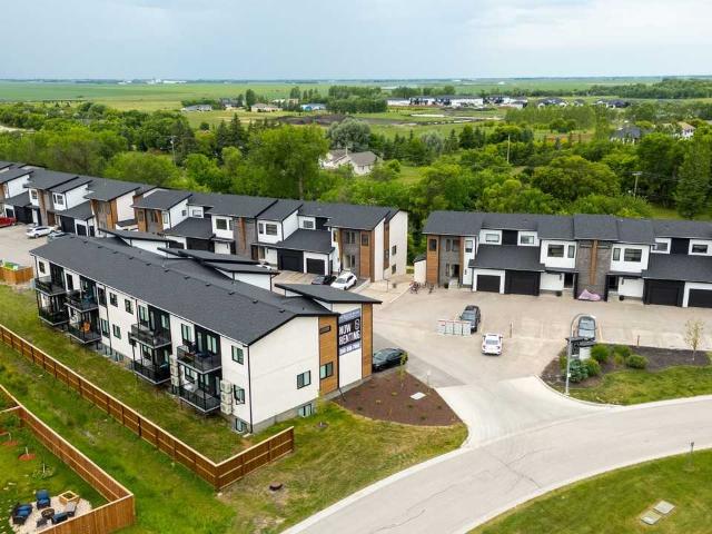 Bellemore Banks 2 Bedroom Apartment for Rent at 54 Voyageur Dr, Ste Anne, MB R5H 0B3