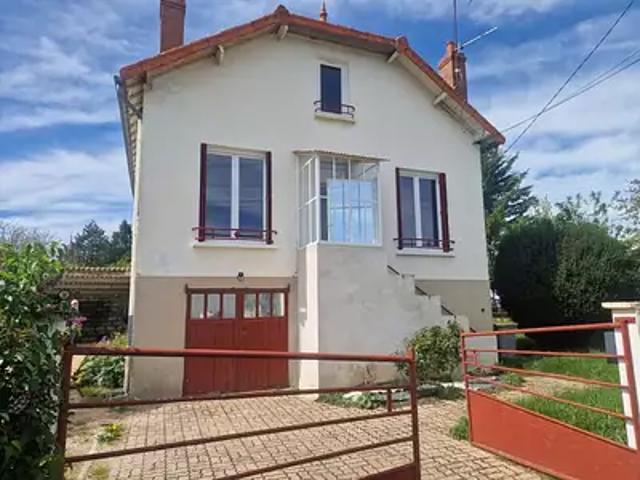 Bellenaves 03330 Achat / Vente maison 6 pièces t6 parking