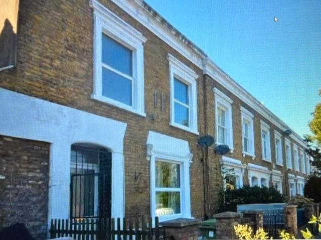 Bellenden Road, London SE15 4 bed property to rent £3,600 pcm £831 pw