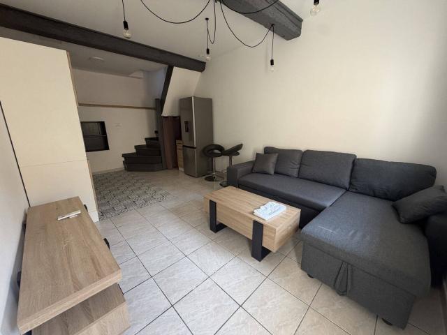 BELLEGARDE MAISON DE VILLAGE RENOVEE ET MEUBLEE AVEC CAVE