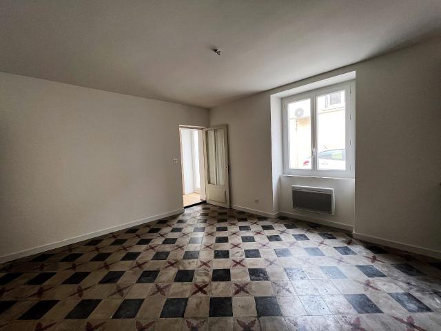 BELLEGARDE MAISON DE VILLAGE T3 RENOVEE
