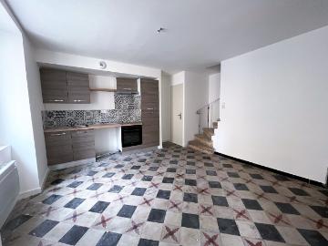 BELLEGARDE MAISON DE VILLAGE T3 RENOVEE