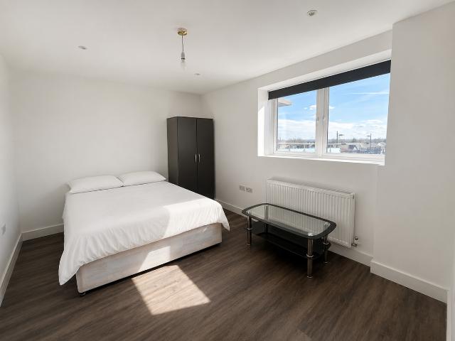 Bellegrove Road, Welling DA16, 1 bed flat to rent, £1,285 pcm | PrimeLocation