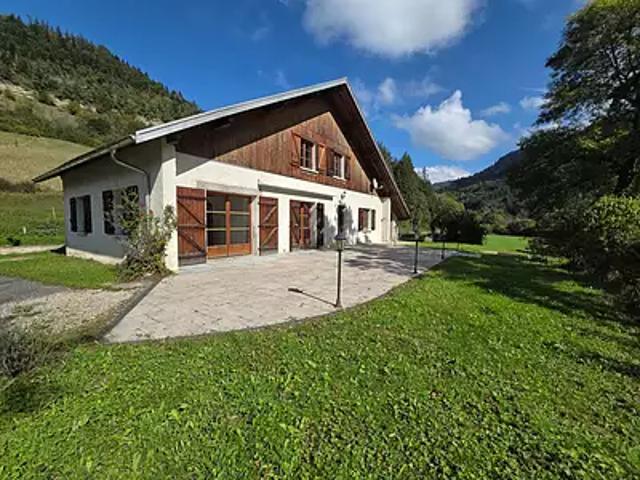 Maîche 25120 Achat / Vente maison 9 pièces t9