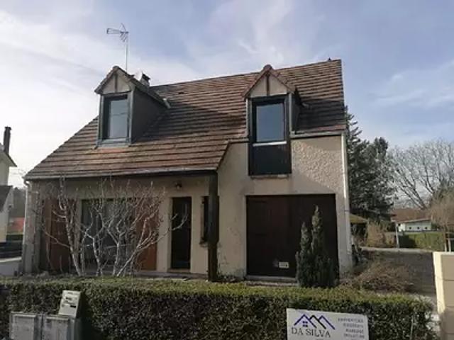 Bellerive sur Allier 03700 Location maison 6 pièces t6 jardin terrasse