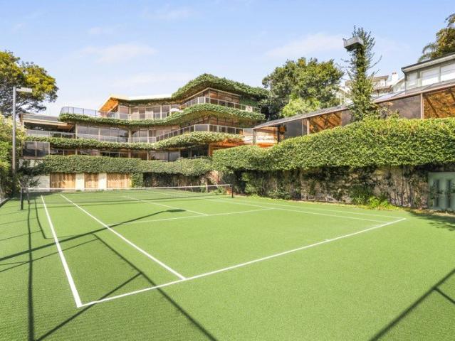 BELLEVUE HILL FAMILY HOME WITH HARBOUR VIEWS *10 MONTH LEASE