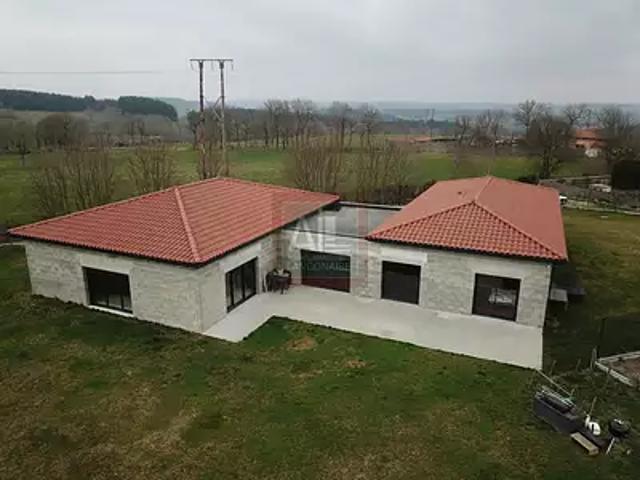 Bellevue la Montagne 43350 Achat / Vente maison 7 pièces t7