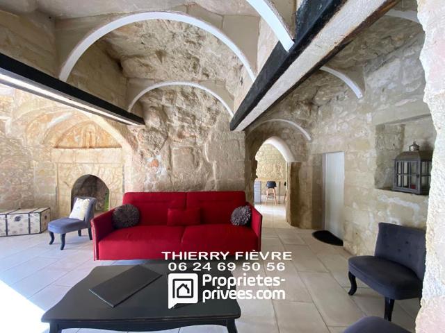 Bellevigne Les Chateaux 49400 Maison semi troglodytique de 114 m2 sur un terrain de 485 m2