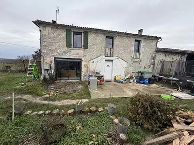 Bellevigne 16120 Achat / Vente maison 4 pièces t4 terrasse parking