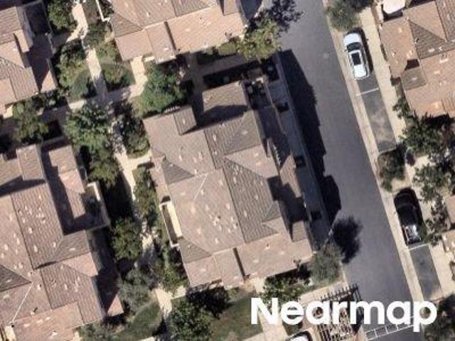 Bellflower Ln