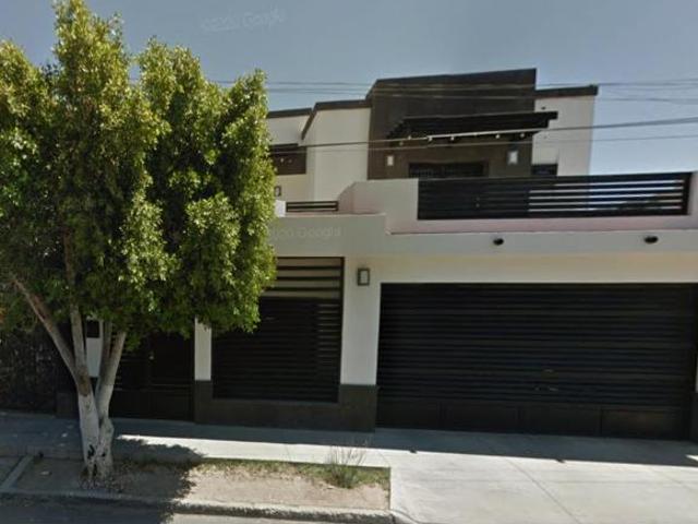 BELLISIMA CASA EN VENTA EN HERMOSILLO SONORA A UNOS METROS DE LA UNIVERSIDAD DE SONORA!