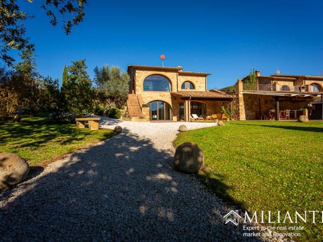 Bellissimo casolare nella campagna di Volterra 180m² Volterra
