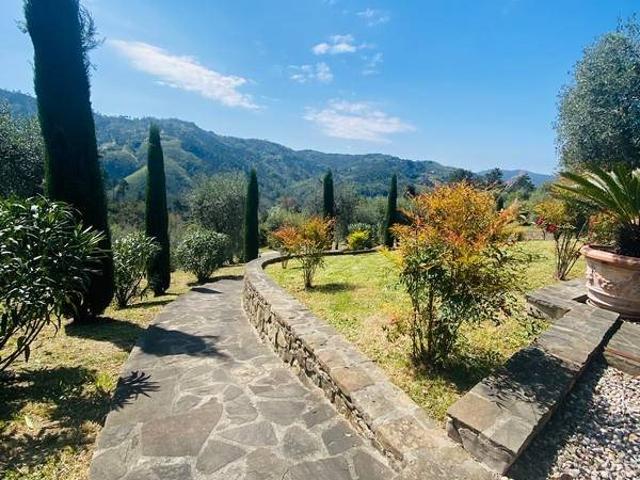 Bellissimo rustico in stile Toscano con parco piscina e sugg. 210m² Pescaglia