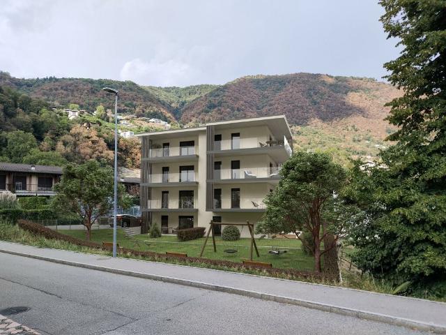 BELLISSIMO 2.5 LOCALI CON GIARDINO PRIVATO A VACALLO