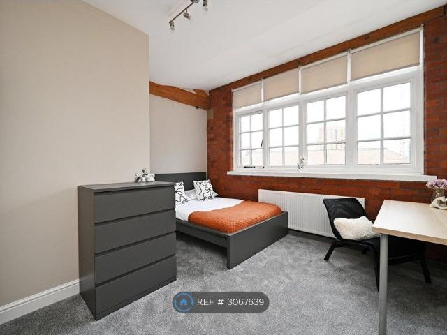 Bells Square, Sheffield S1, 5 bed shared accommodation to rent, £602 pcm | PrimeLocation