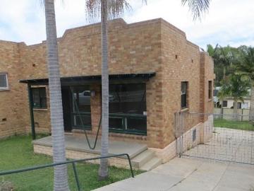 Belmont North, Newcastle - Parking, Equipped kitchen