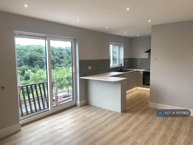 Belmont Road, Ironbridge, Telford, TF8 2 bed flat to rent £950 pcm £219 pw