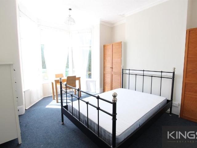 Belmont Road, Southampton SO17, Studio to rent, £695 pcm | PrimeLocation