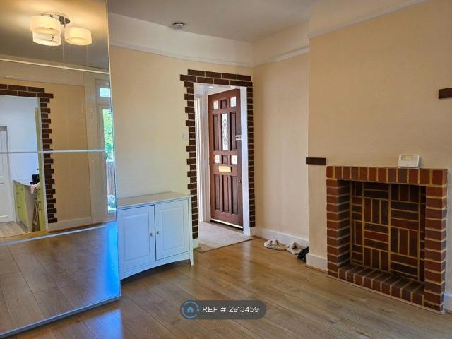 Belmont Road, Sutton SM2, 3 bed semi detached house to rent, £2,450 pcm | PrimeLocation