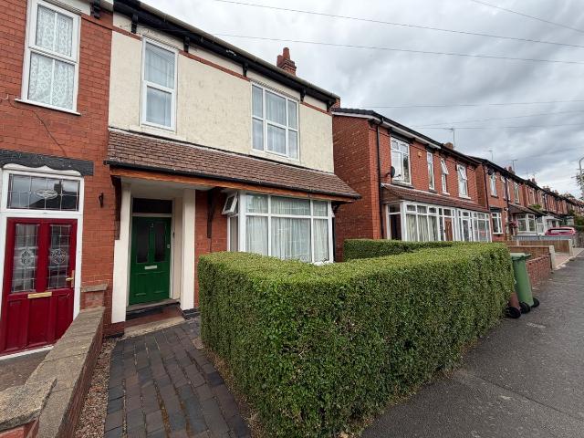 Belmont Road, Penn, Wolverhampton WV4, 2 bed flat to rent, £695 pcm | PrimeLocation