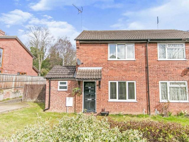 Belmont Road, Pinewood, Ipswich 2 bed end of terrace house to rent £1,100 pcm £254 pw