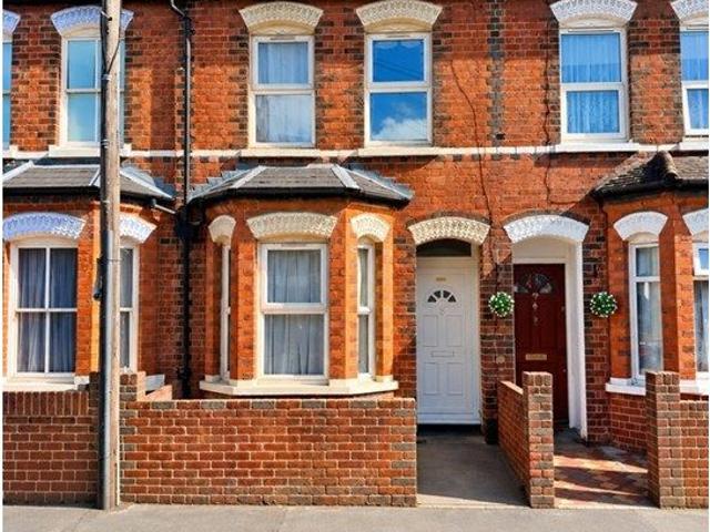 Belmont Road, Reading RG30, 2 bed terraced house to rent, £1,550 pcm | PrimeLocation